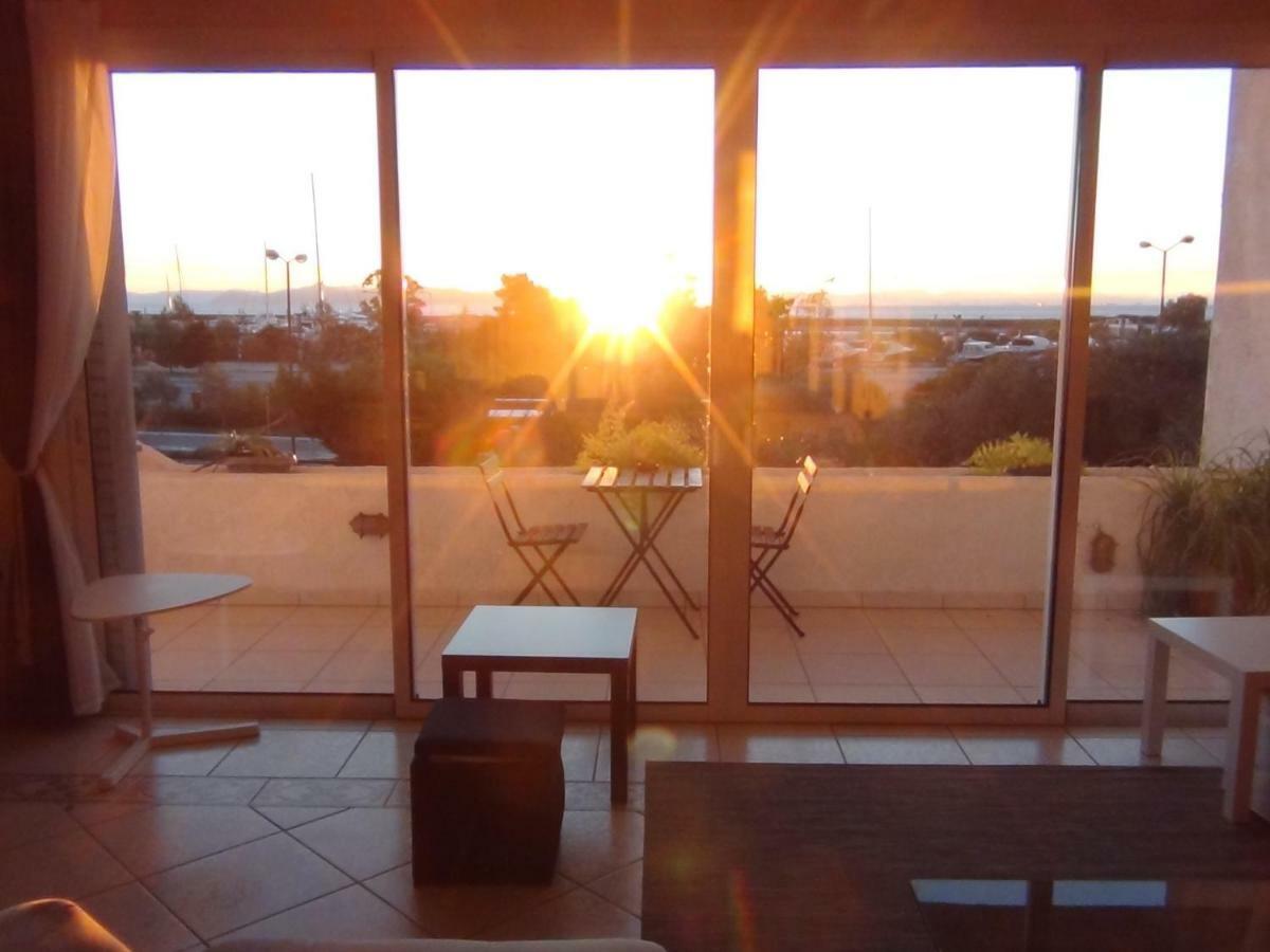 Sunset Sea View Apartment Atina Dış mekan fotoğraf
